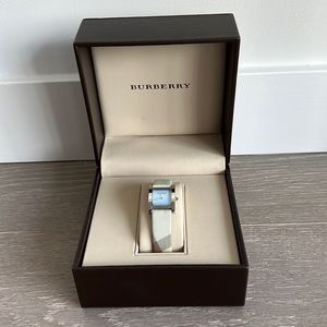 *SOLD* Burberry Watch (women’s)